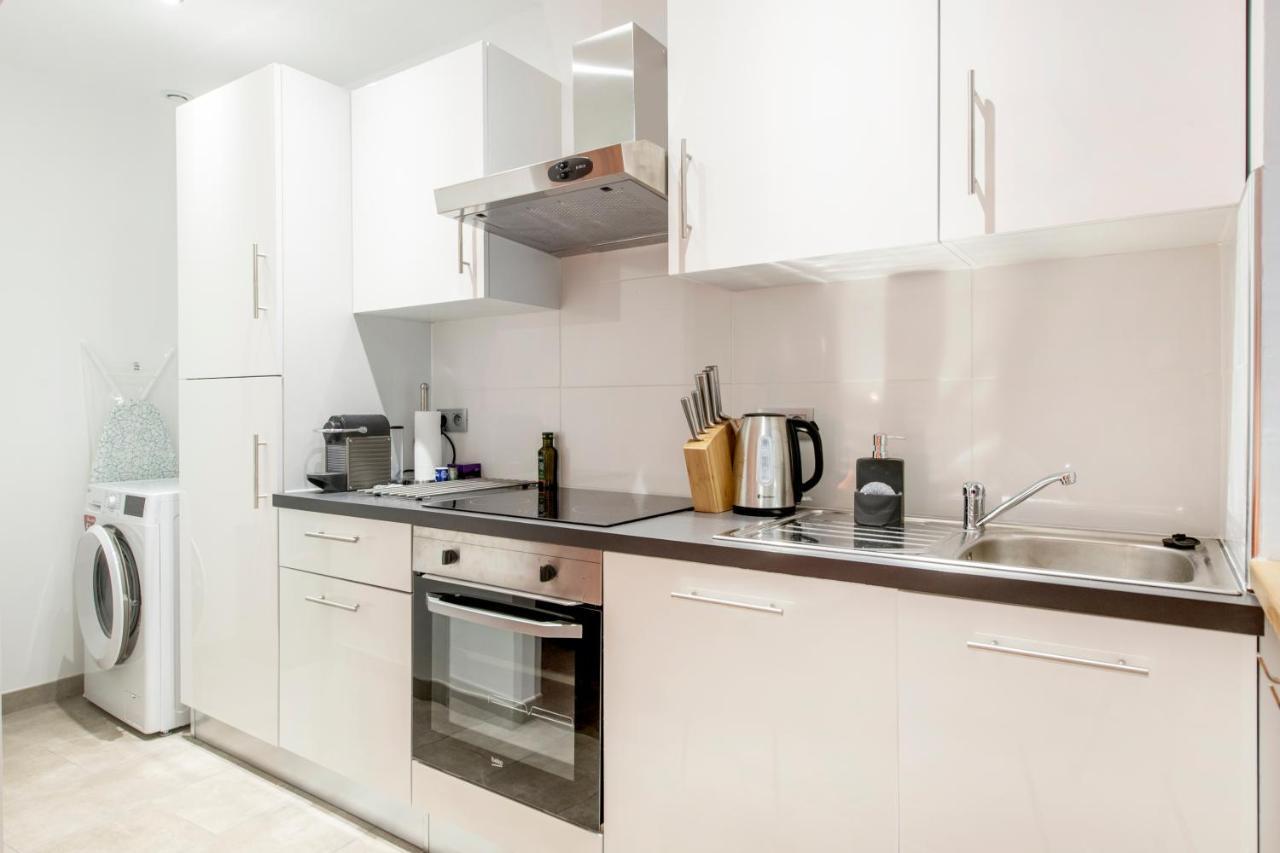 Suite Volupte Classee 3 Etoiles Avec Vue Sur Jardin, Climatisation มงต์เปอลิเยร์ ภายนอก รูปภาพ